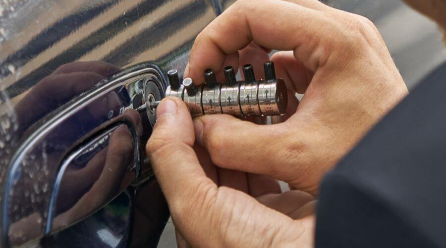 Professional New roof installation in Easton, KS